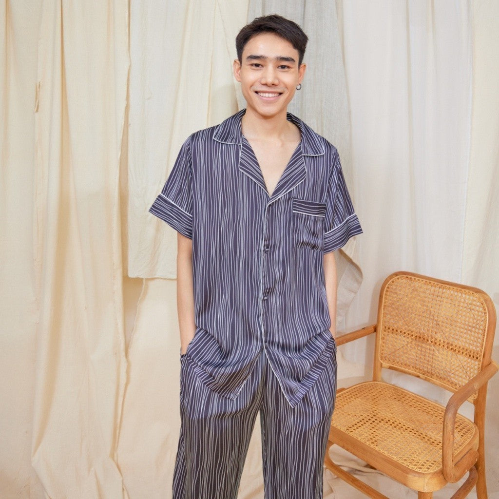 ชุดนอน Muslin Pajamas Silk Satin รุ่นลายทางขาวพื้นดำ(Y86 Y88)|ชุดนอนผู้ชาย