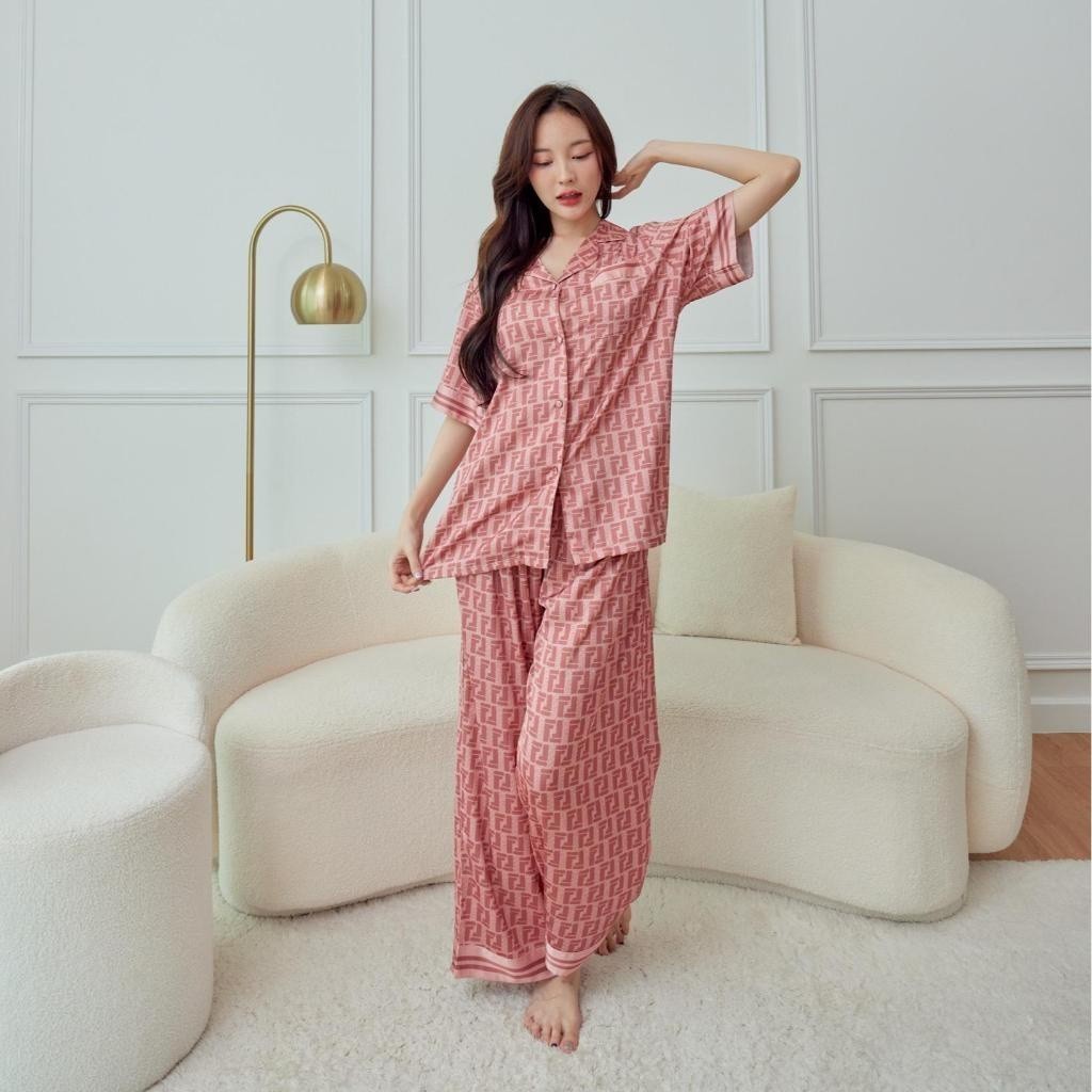 ชุดนอน Muslin Pajamas Silk Satin( รุ่น Monogram FF N3023 T3023 P3023 L3023 )