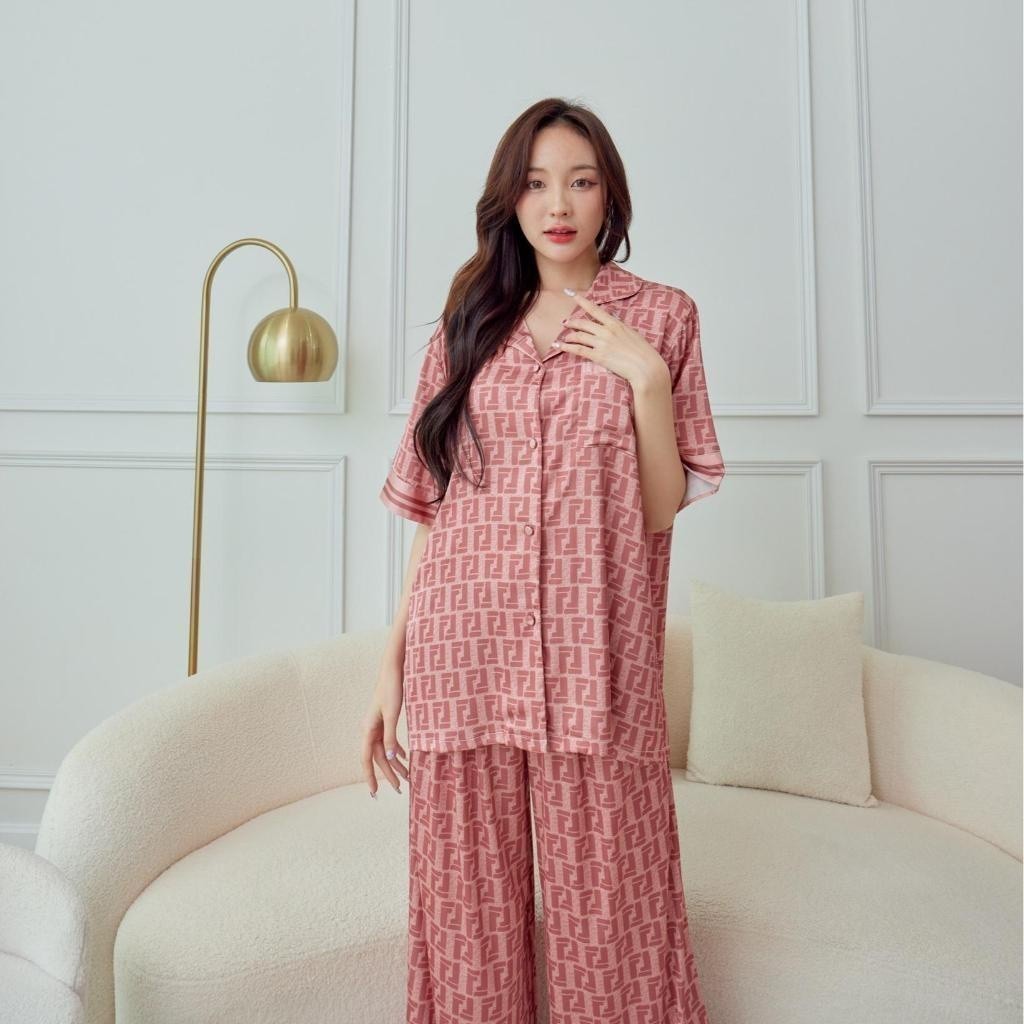ชุดนอน Muslin Pajamas Silk Satin( รุ่น Monogram FF N3023 T3023 P3023 L3023 )