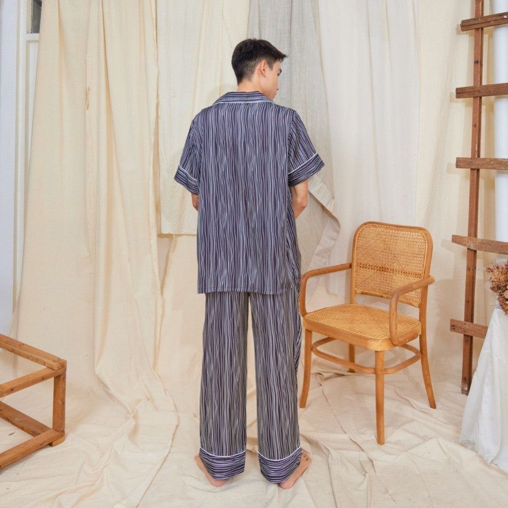 ชุดนอน Muslin Pajamas Silk Satin รุ่นลายทางขาวพื้นดำ(Y86 Y88)|ชุดนอนผู้ชาย