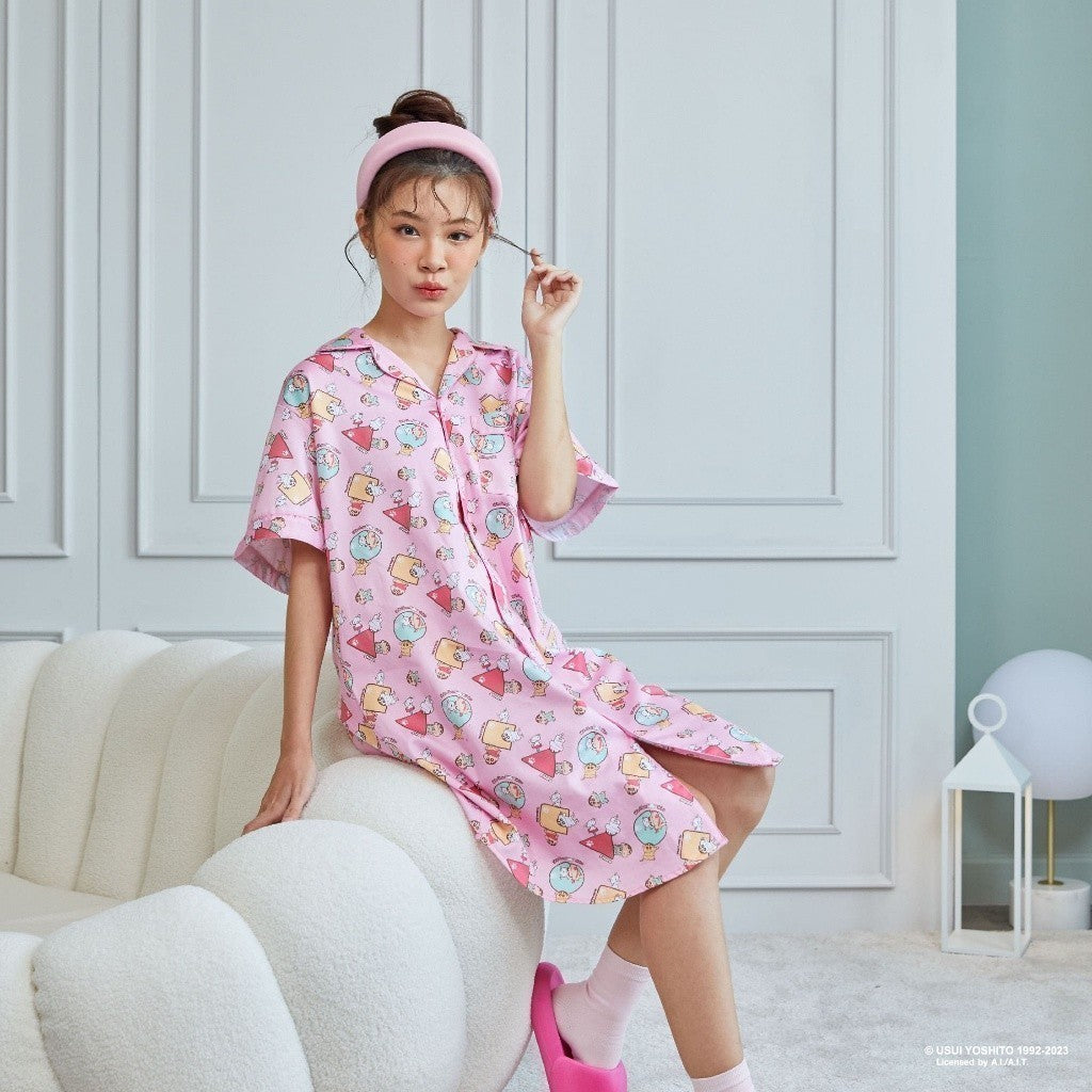 ชุดนอน รุ่น ชินจัง 𝐂𝐑𝐀𝐘𝐎𝐍 𝐒𝐇𝐈𝐍𝐂𝐇𝐀𝐍 ลิขสิทธิ์แท้ แบรนด์ PAJARA ผ้า cotton satin ชาย และ หญิง