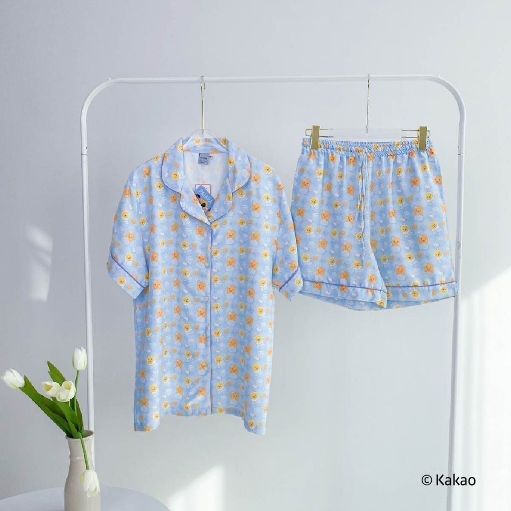 ชุดนอน 𝗟𝗜𝗧𝗧𝗟𝗘 𝗞𝗔𝗞𝗔𝗢 𝗙𝗥𝗜𝗘𝗡𝗗𝗦 Good Night2 (Little Ryan & Little Muzi)ลิขสิทธิ์แท้ Brand Pajara