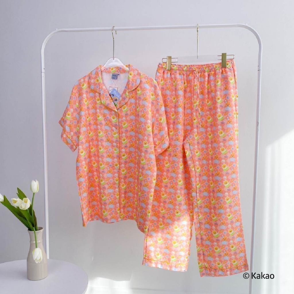 ชุดนอน 𝗟𝗜𝗧𝗧𝗟𝗘 𝗞𝗔𝗞𝗔𝗢 𝗙𝗥𝗜𝗘𝗡𝗗𝗦 Good Night2 (Little Ryan & Little Muzi)ลิขสิทธิ์แท้ Brand Pajara