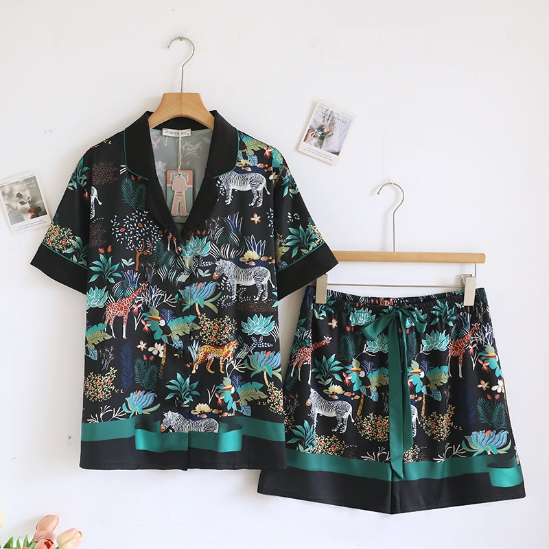 ชุดนอน Muslin Pajamas Silk Satin รุ่น Greenery Zoo (N2145 T2145 L2145) | ชุดนอนชุดเที่ยว