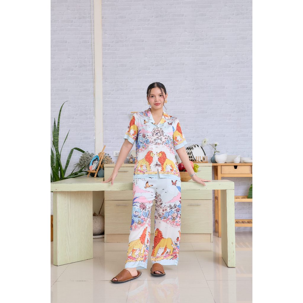 ชุดนอน Muslin Pajamas Silk Satin รุ่น Lion Lovers (N5120 T5120)|ชุดนอนผู้หญิง,ชุดนอนชุดเที่ยว