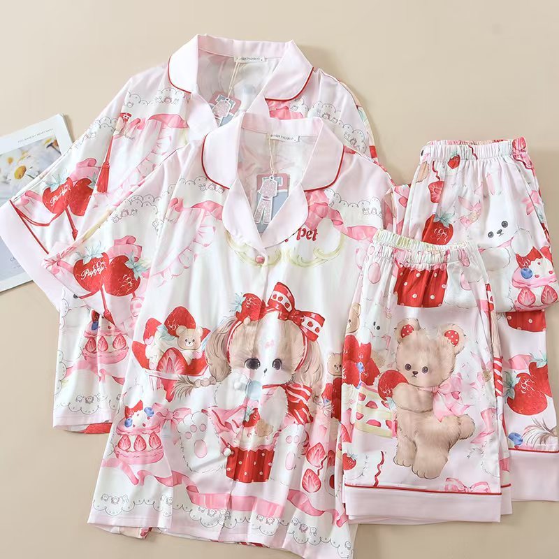 ชุดนอน Muslin Pajamas Silk Satin รุ่น Sweet Berry Bear (W2191 V2191) | ชุดนอนผู้หญิง