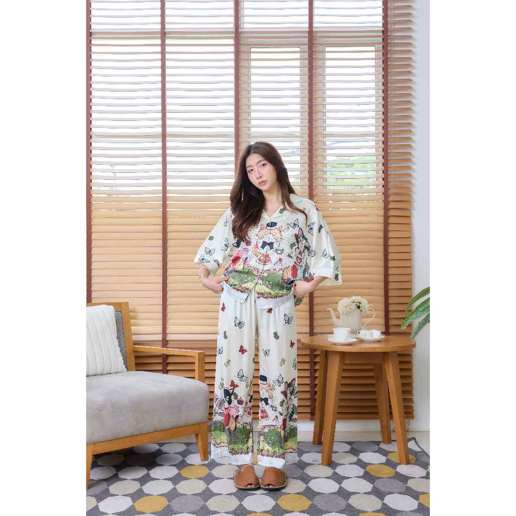 ชุดนอน Muslin Pajamas Silk Satinรุ่นPlayful Cats (W2151 V2151 L2151)|ชุดนอนผู้หญิง