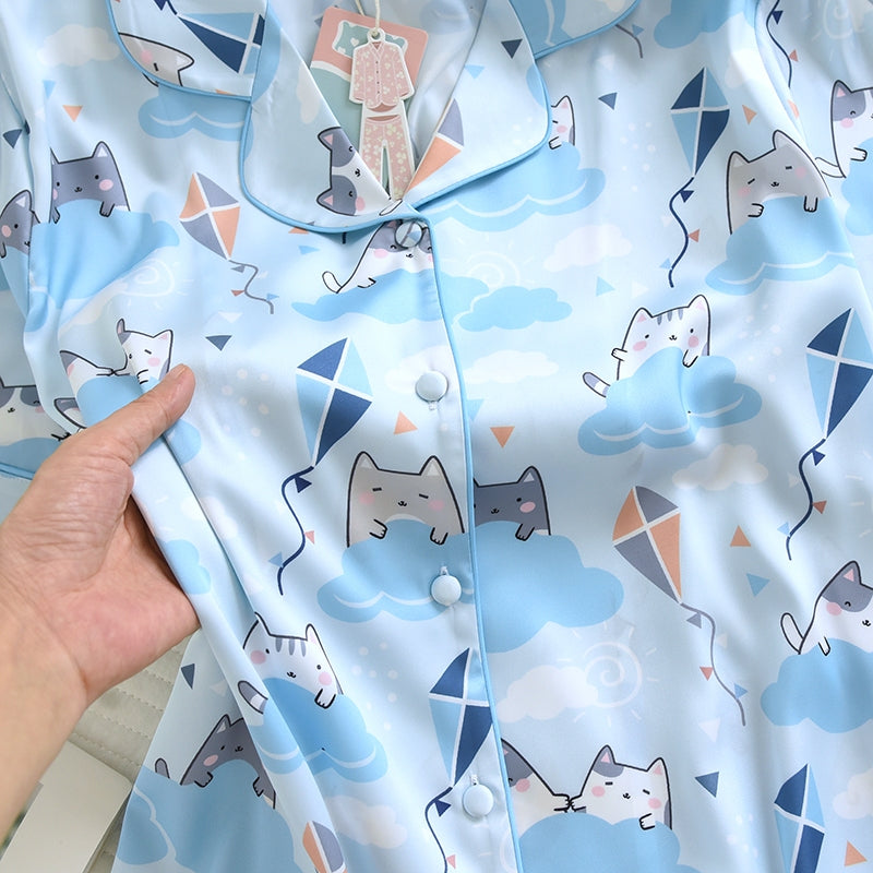 ชุดนอน Muslin Pajamas Silk Satin รุ่น Cloudy Cats (N5170 T5170) | ชุดนอนผู้หญิง